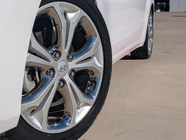 Used 2014 Hyundai Elantra GT Base with VIN KMHD35LH3EU158786 for sale in Buda, TX