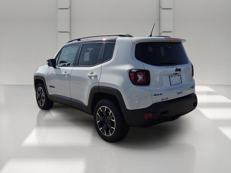 Certified Used 2023 Alpine White JEEP TRAILHAWK 4X4 image 3