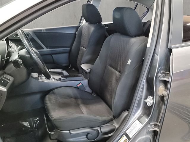 Used 2013 Graphite Mica Mazda i Touring image 14