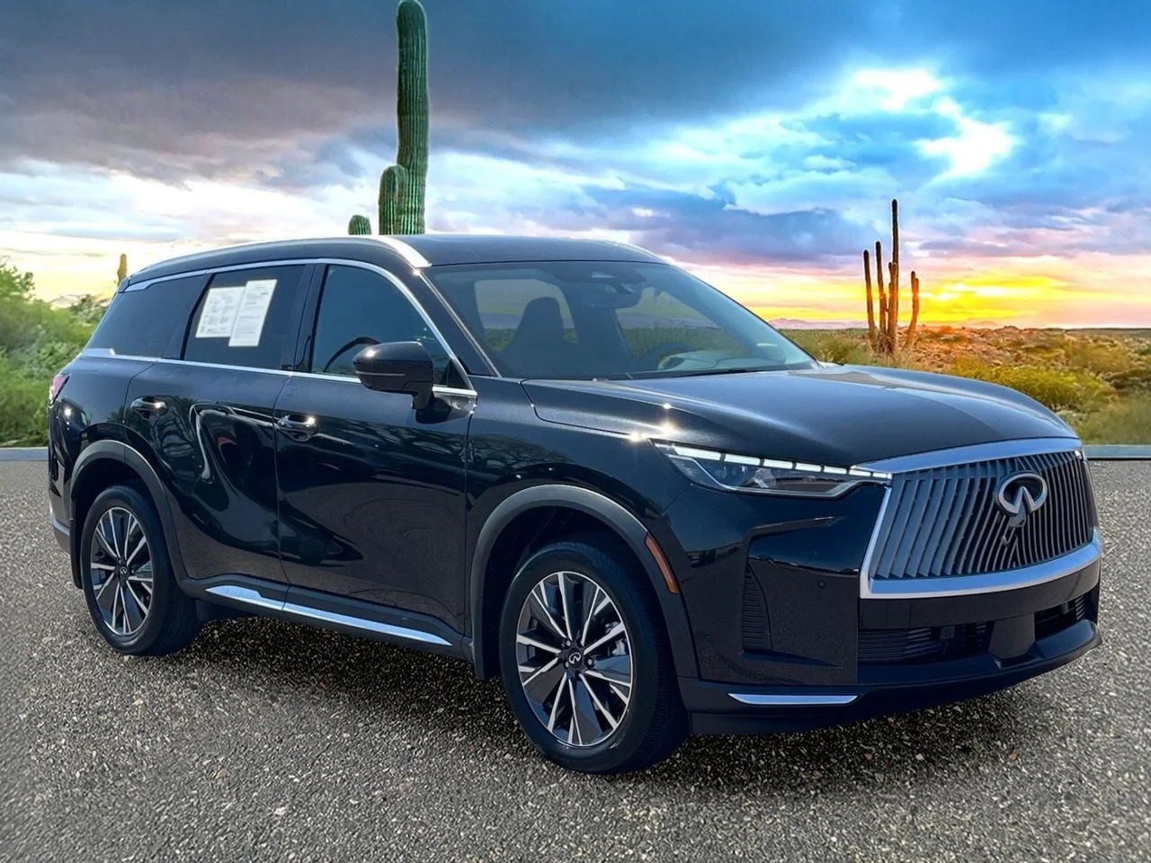 Certified Used 2026 Mineral Black INFINITI Luxe image 7