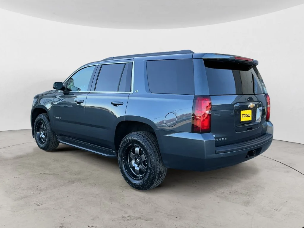 Used 2019 SHADOW GRAY METALLIC Chevrolet LT image 11