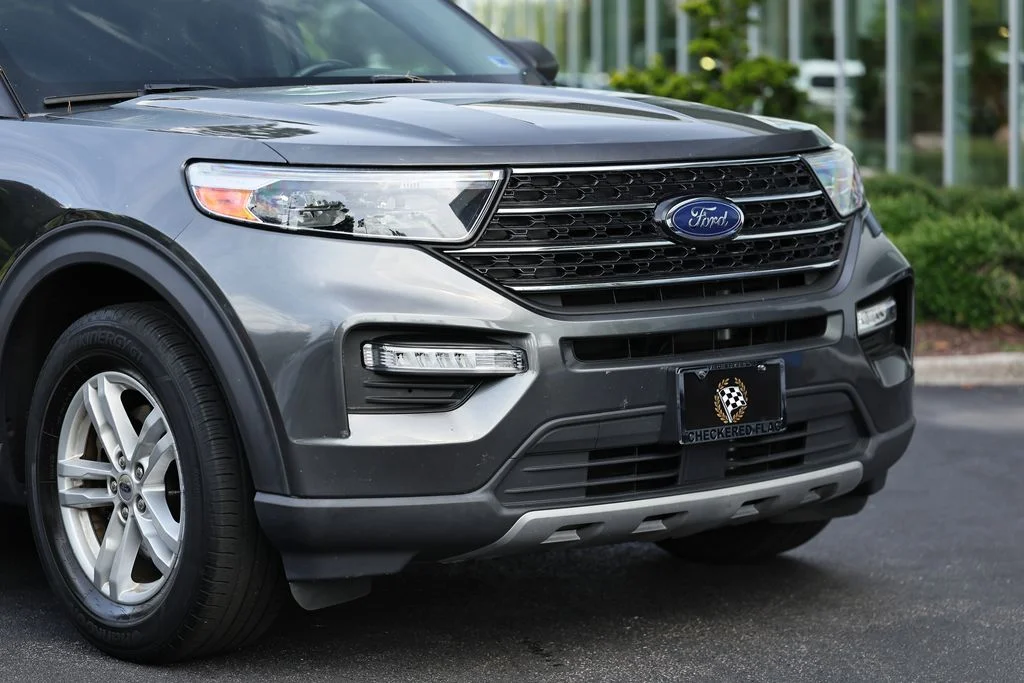 Used 2020 Magnetic Metallic Ford XLT image 2
