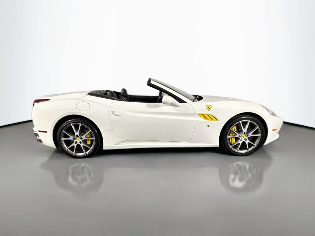 Used 2014  Ferrari Base image 8
