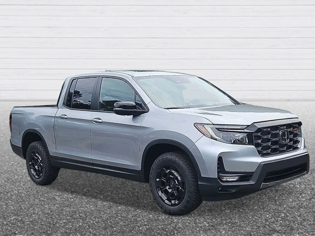 New 2026 Solar Silver Metallic Honda TrailSport S image 5