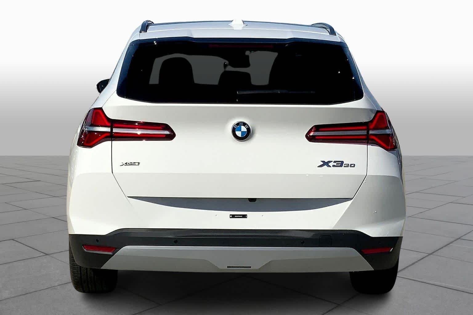 Used 2026 Alpine White BMW 30 xDrive image 4