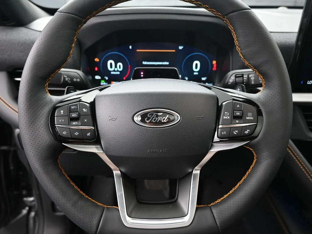 New 2026 Carbonized Gray Metallic Ford Tremor image 15