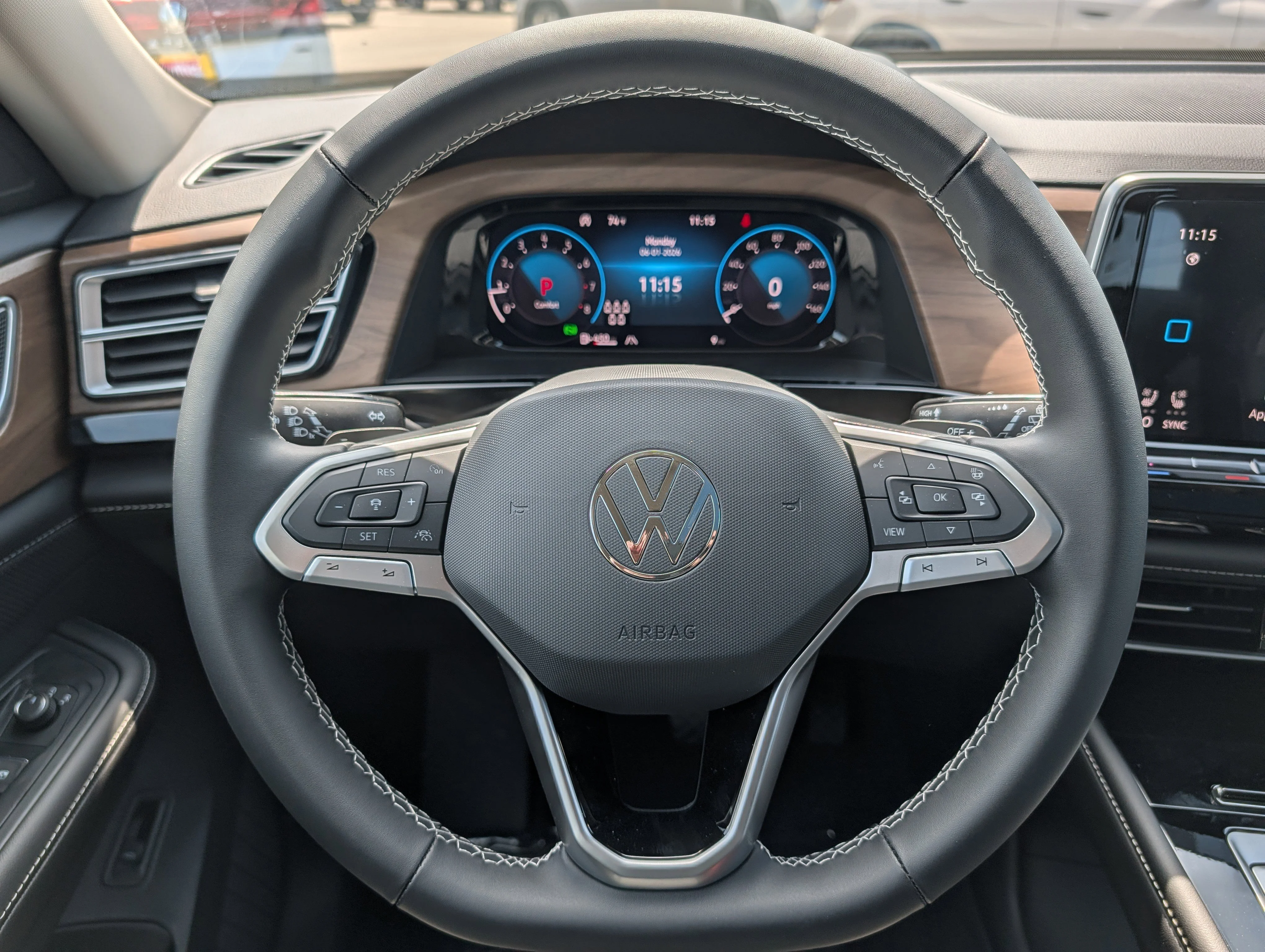 New 2026 Avocado Green Pearl Volkswagen 2.0T SE w/Technology image 9
