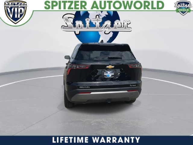 2027 Chevrolet Equinox LT - Photo 12