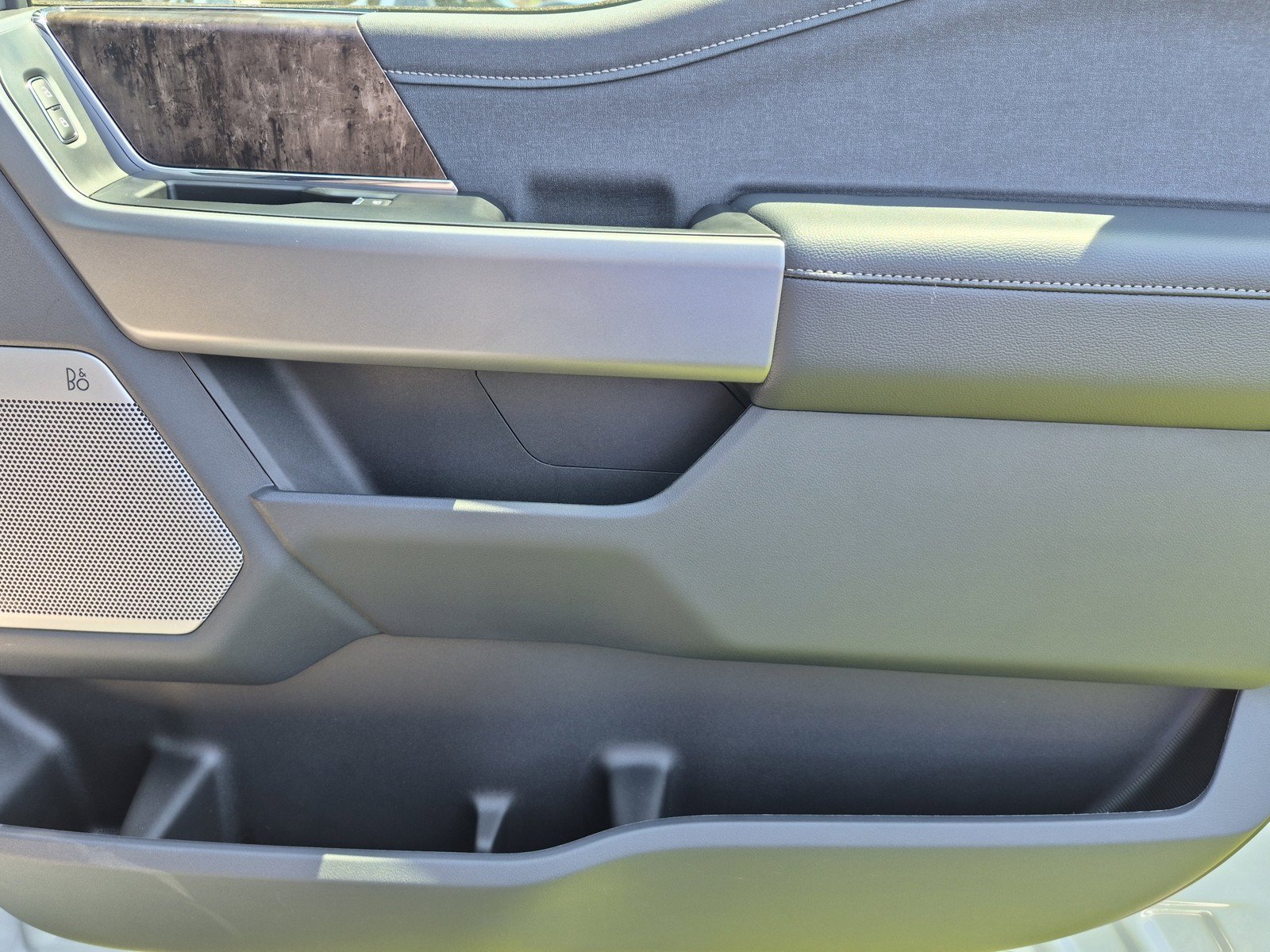 New 2026 Avalanche Ford F-250® Lariat® image 11