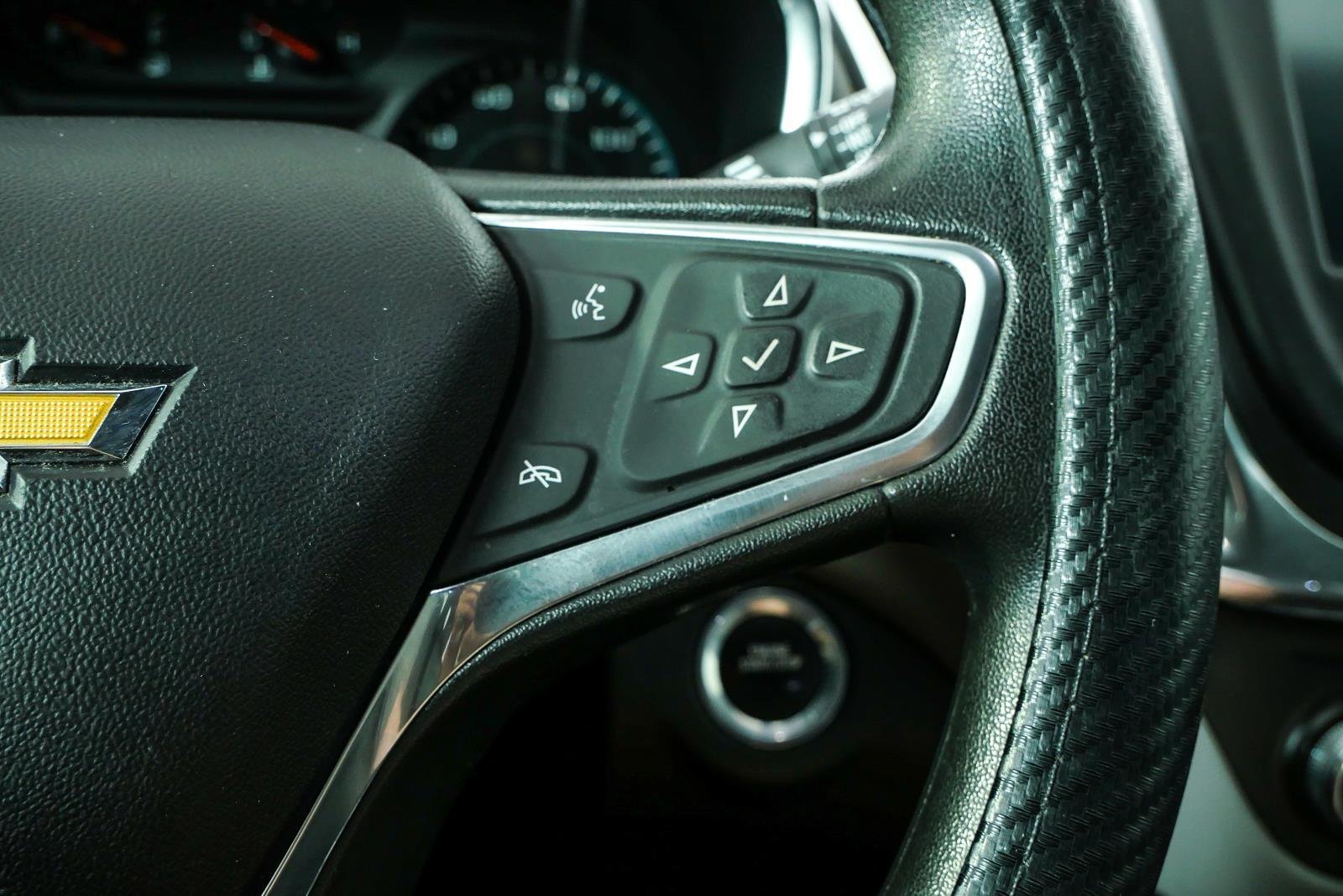 Used 2018 SUMMIT WHITE Chevrolet LS image 11