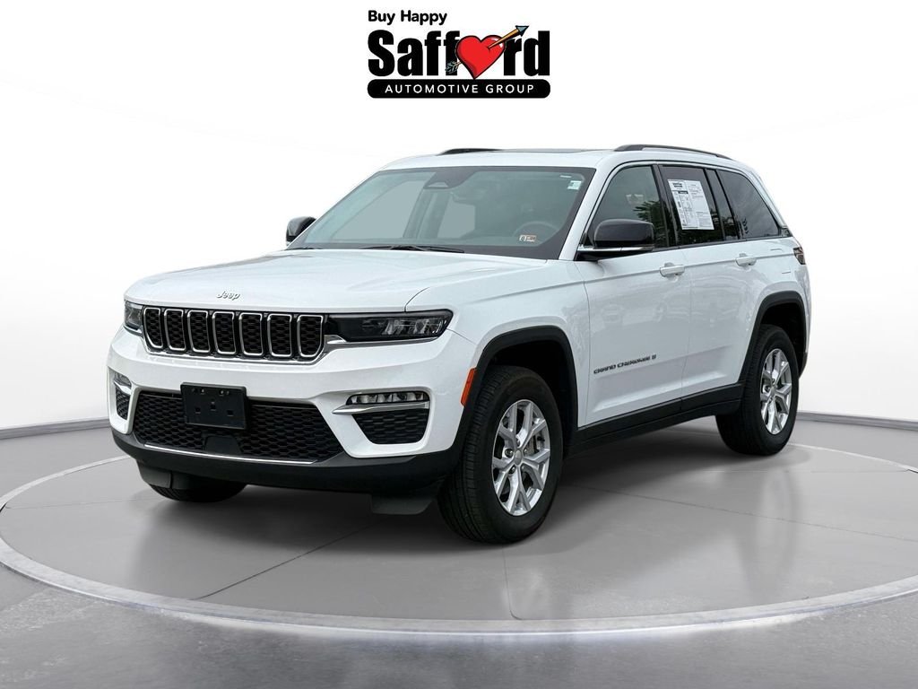 Used 2023 Bright White Clearcoat Jeep Limited image 1