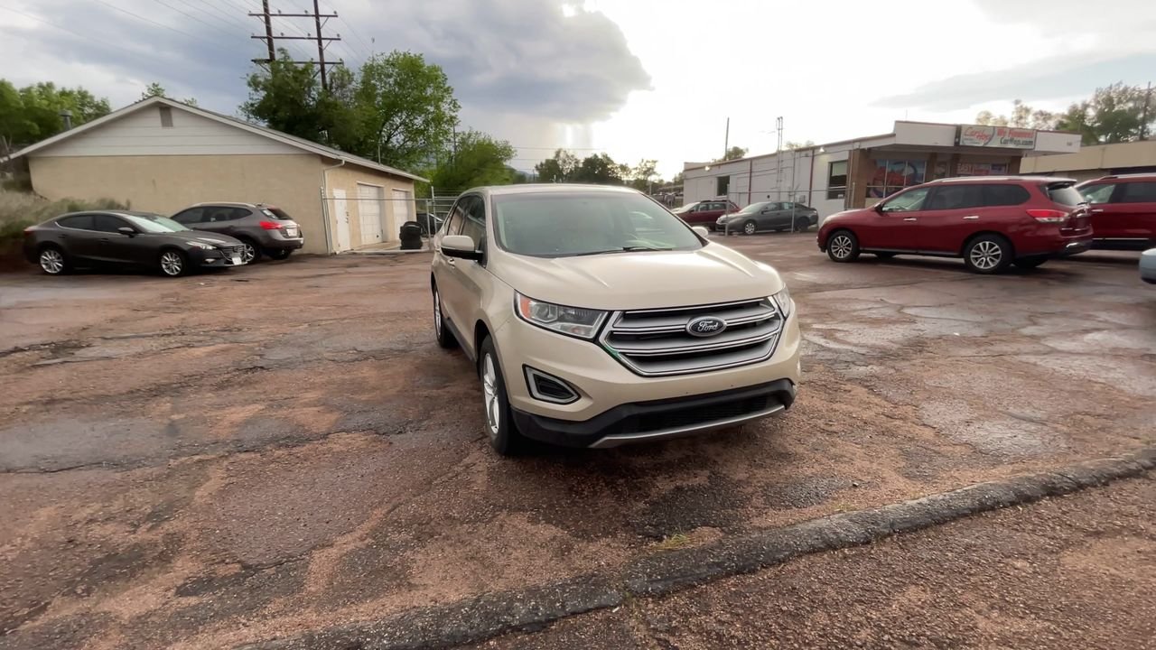 2017 Ford Edge SEL photo 3