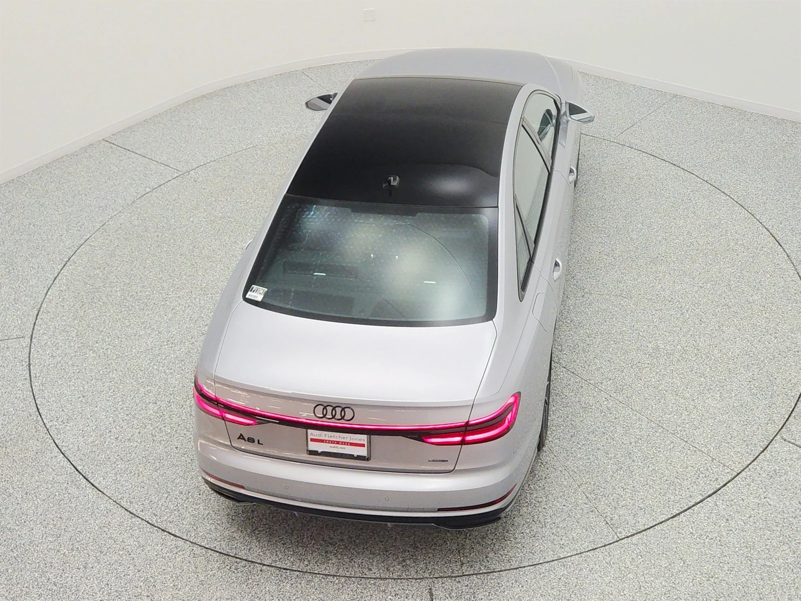 Used 2021 Florett Silver Metallic Audi L 55 TFSI quattro image 27