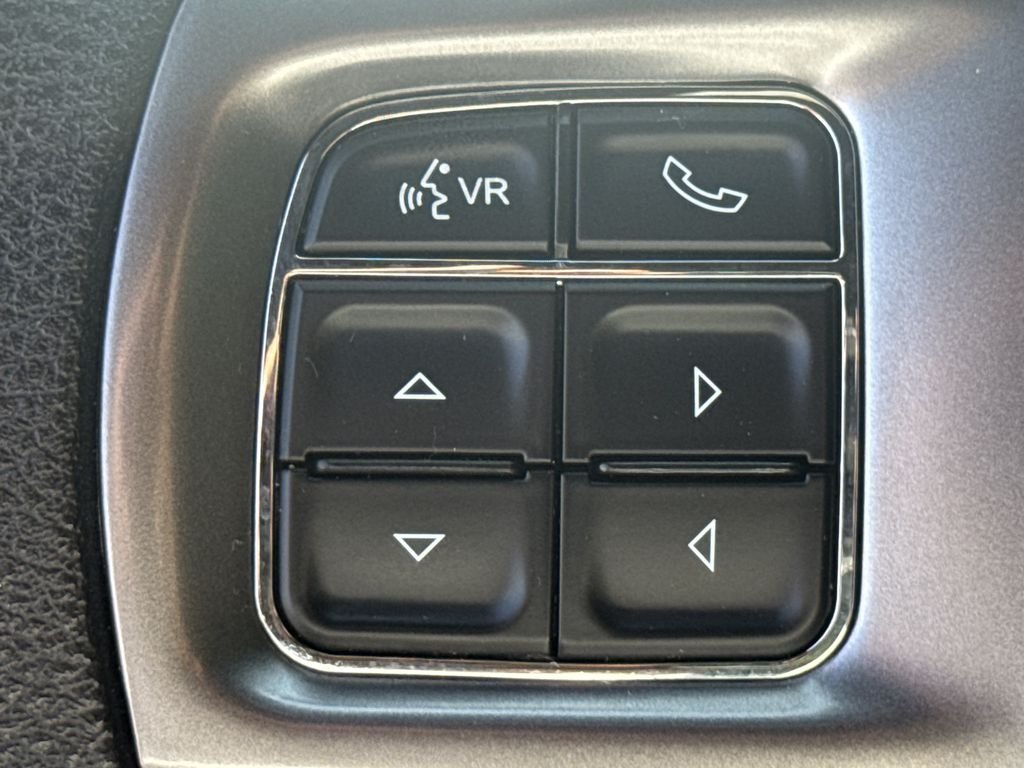 Used 2024 White Ram Warlock image 24
