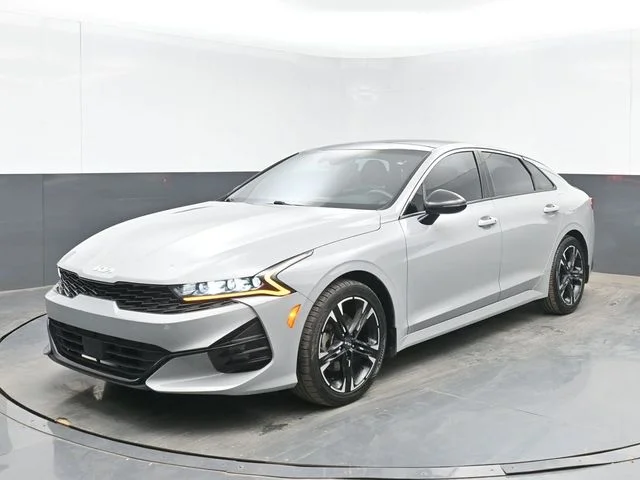 Used 2024 Gray Kia GT-Line image 5