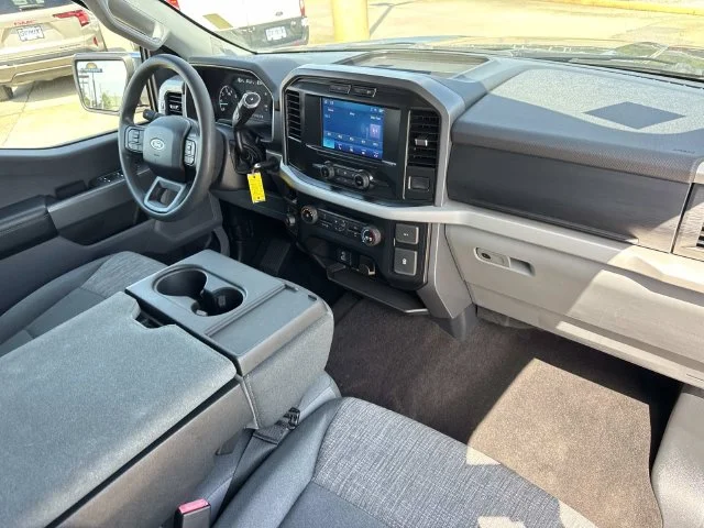 Used 2023 Gray Ford XLT image 34