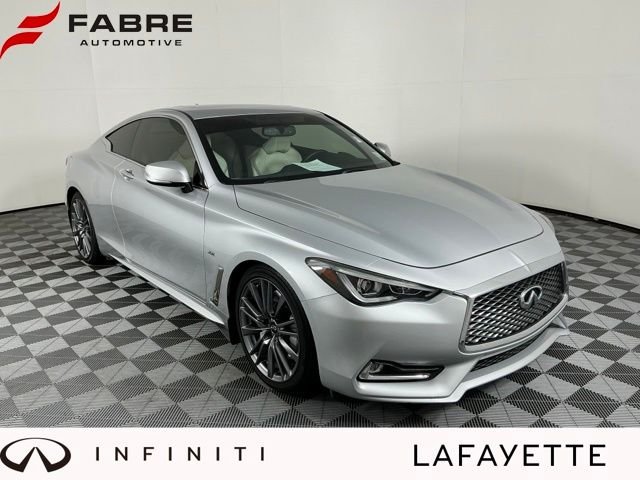 2017 INFINITI Q60 Coupe Sport