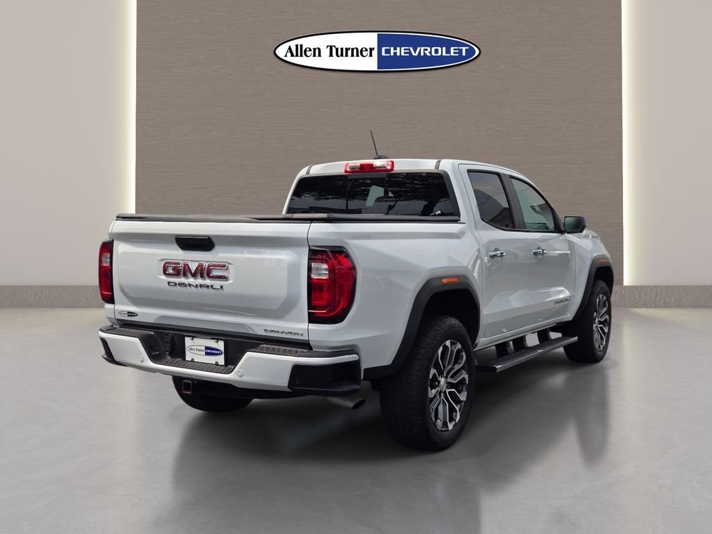 Used 2024 White GMC Denali image 6