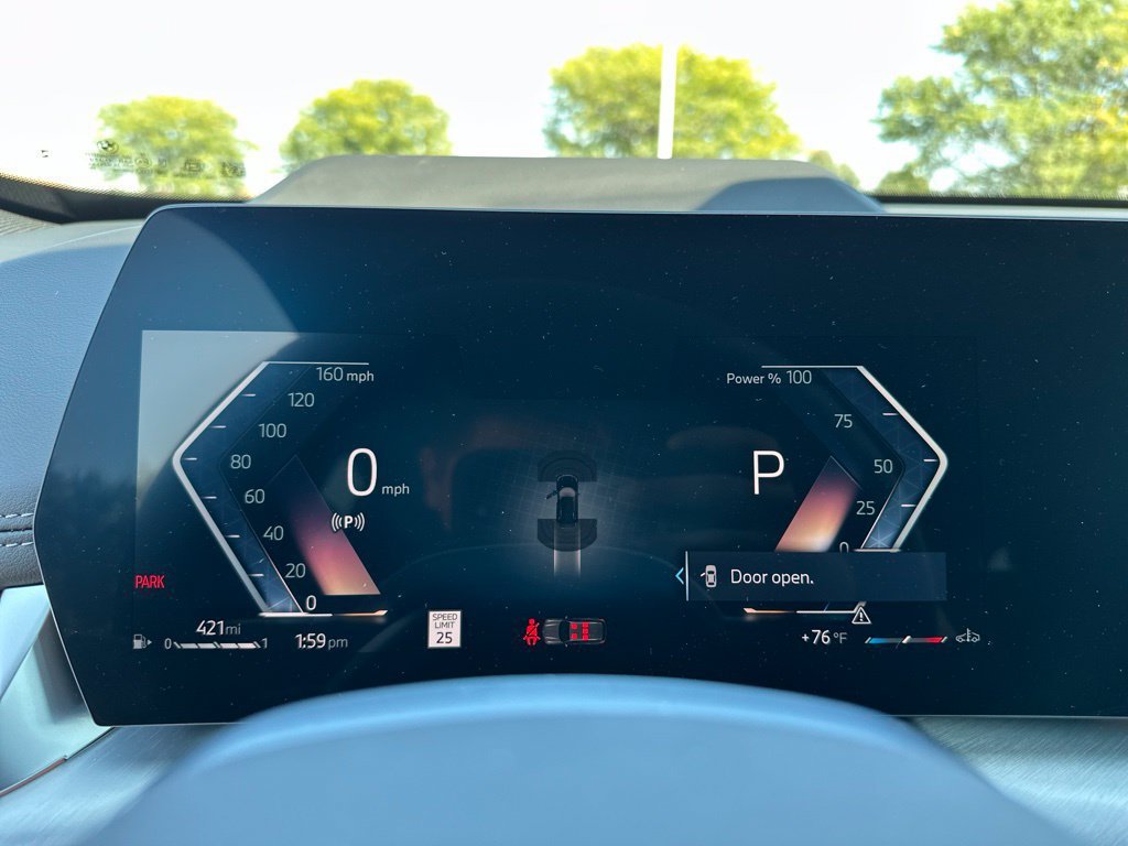 New 2026 Black Sapphire Metallic BMW xDrive28i image 36