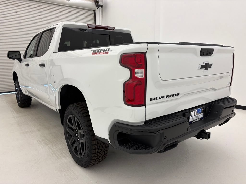 New 2026 Summit White Chevrolet LT Trail Boss image 19