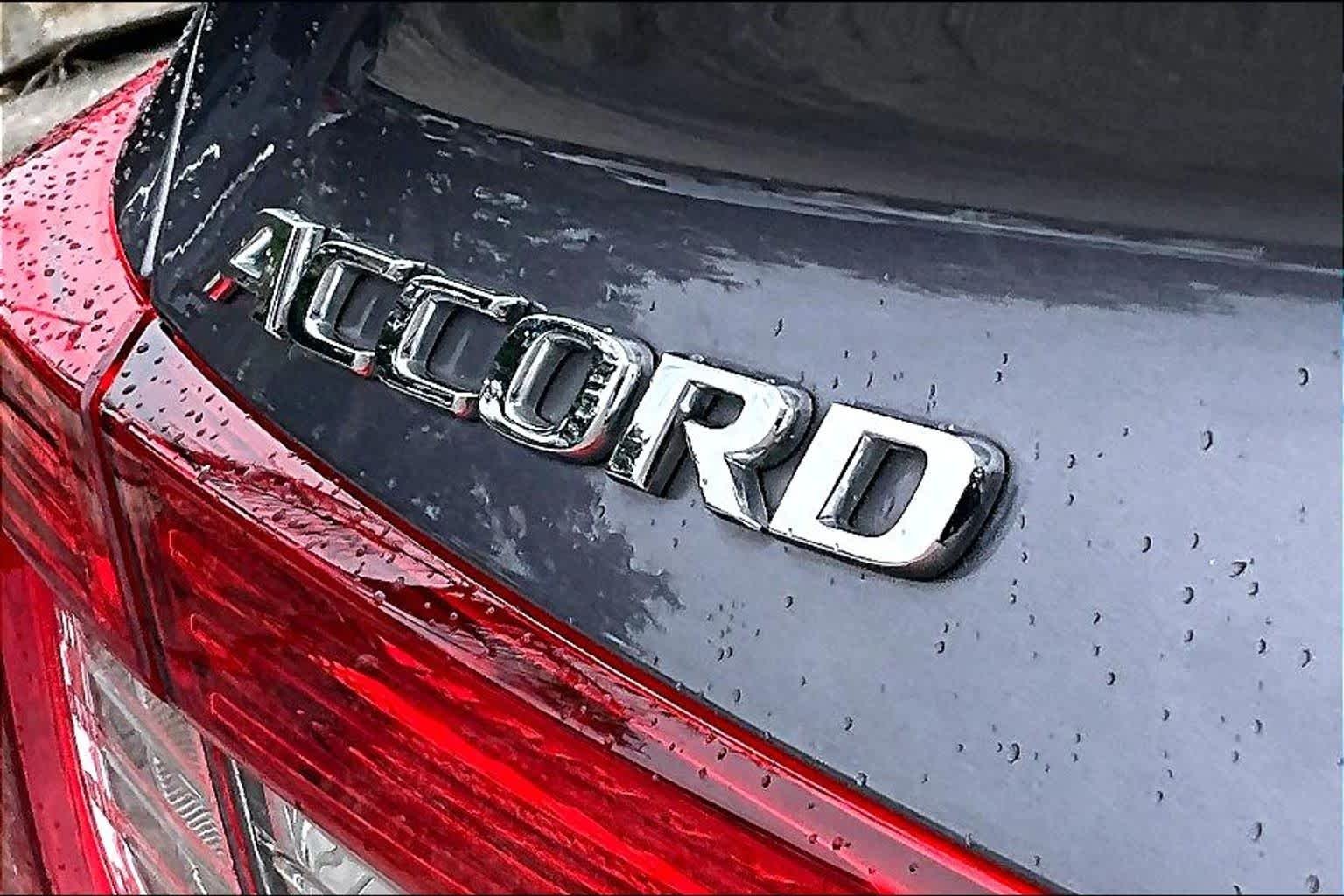 Used 2020 Modern Steel Metallic Honda Sport image 10