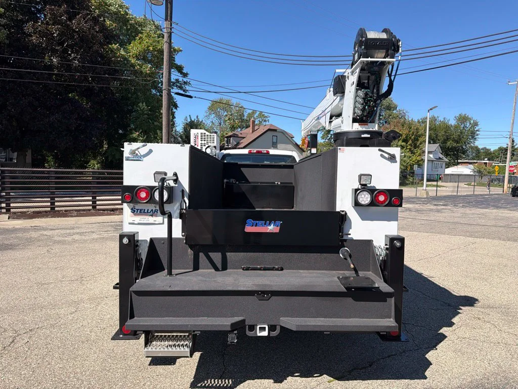 New 2026 Summit White Chevrolet Work Truck image 6