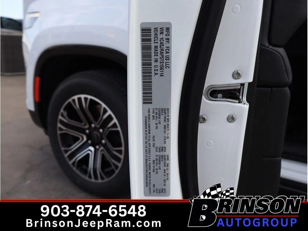 New 2026 Bright White Clearcoat Jeep Base image 21