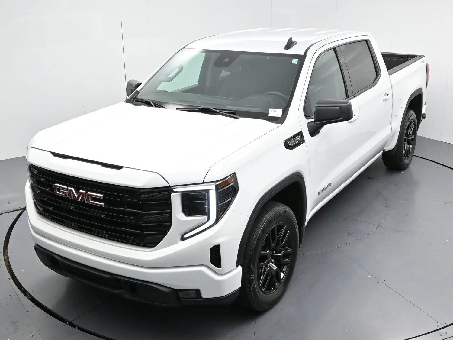 Used 2024 Summit White GMC Elevation image 36