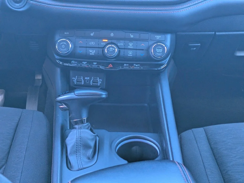 Used 2025  Dodge GT image 21