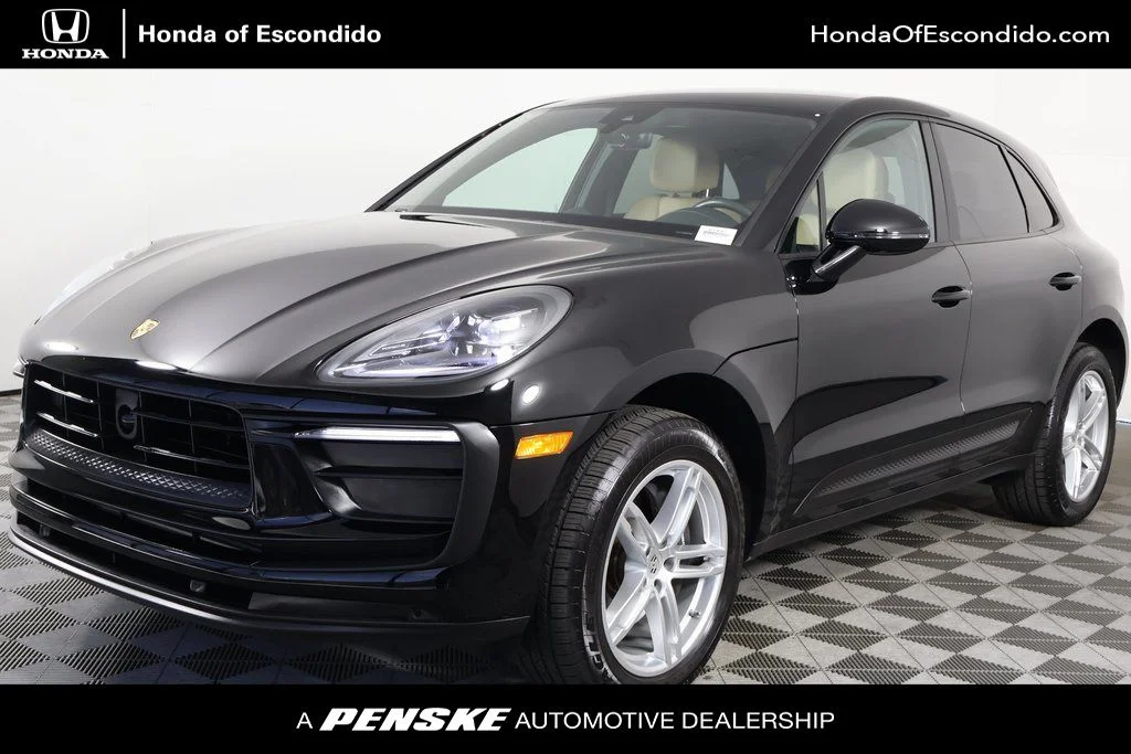 2024 Porsche Macan Base