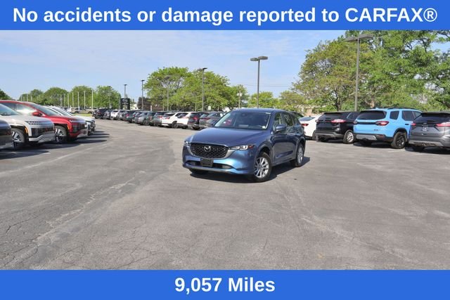 2024 Mazda CX-5 S Preferred package Auto AWD's photo