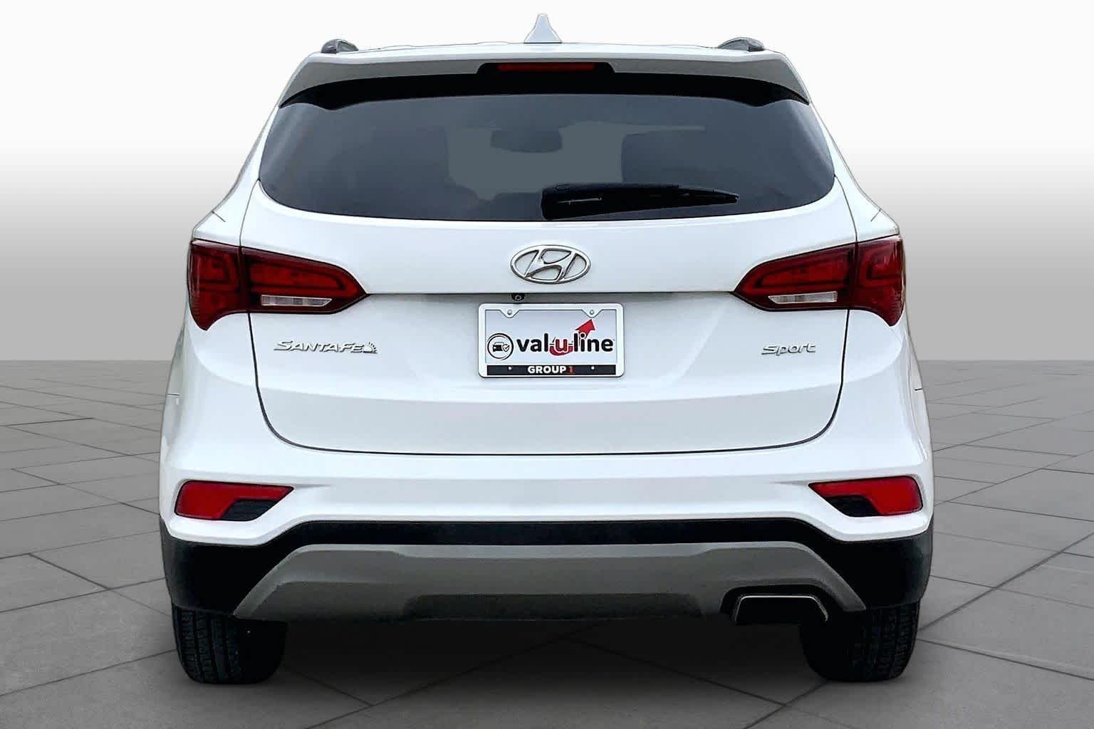Used 2017 Frost White Pearl Hyundai 2.4L image 5