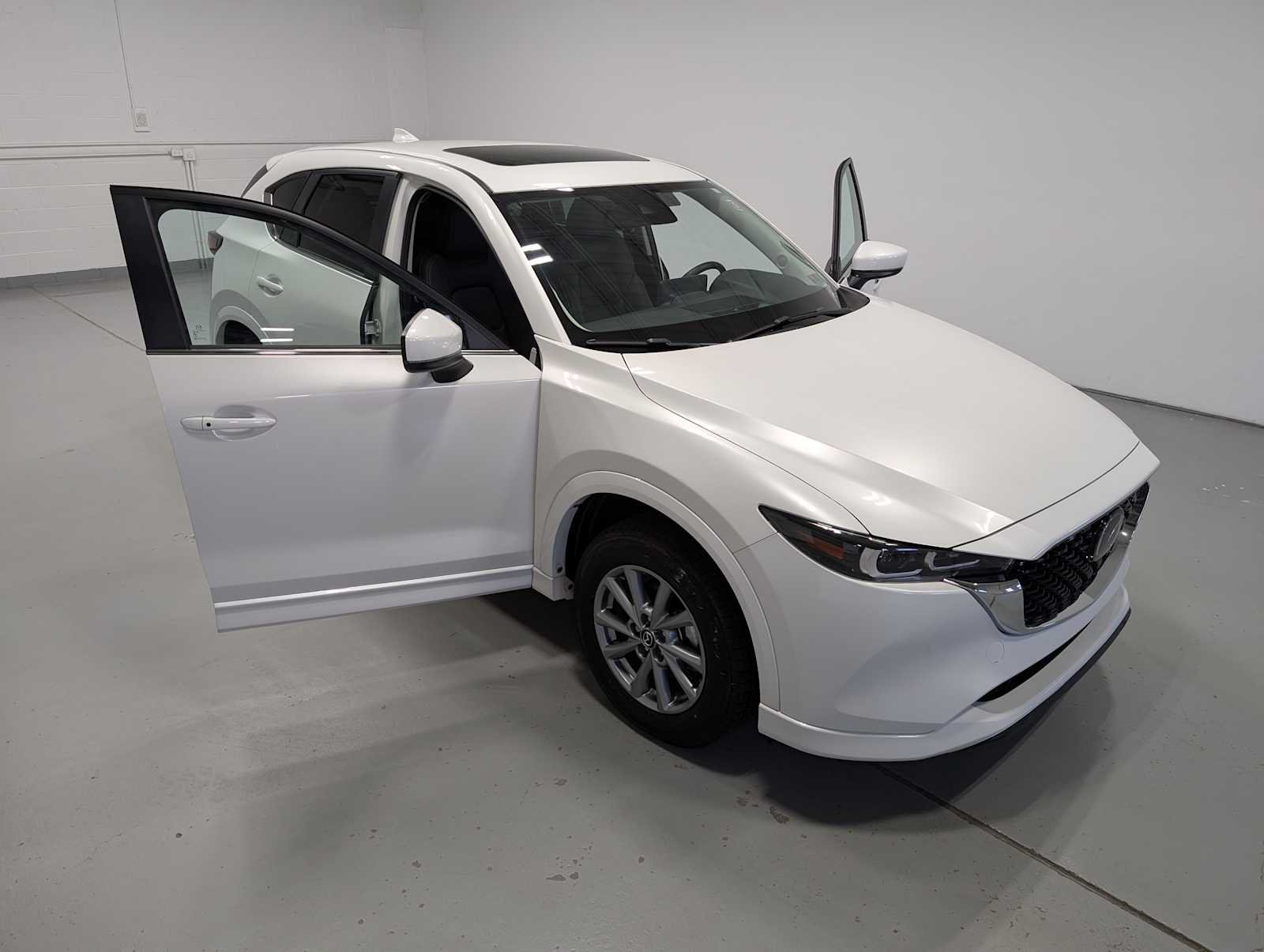 Used 2025 Rhodium White Metallic Mazda 2.5 S Preferred Package image 16