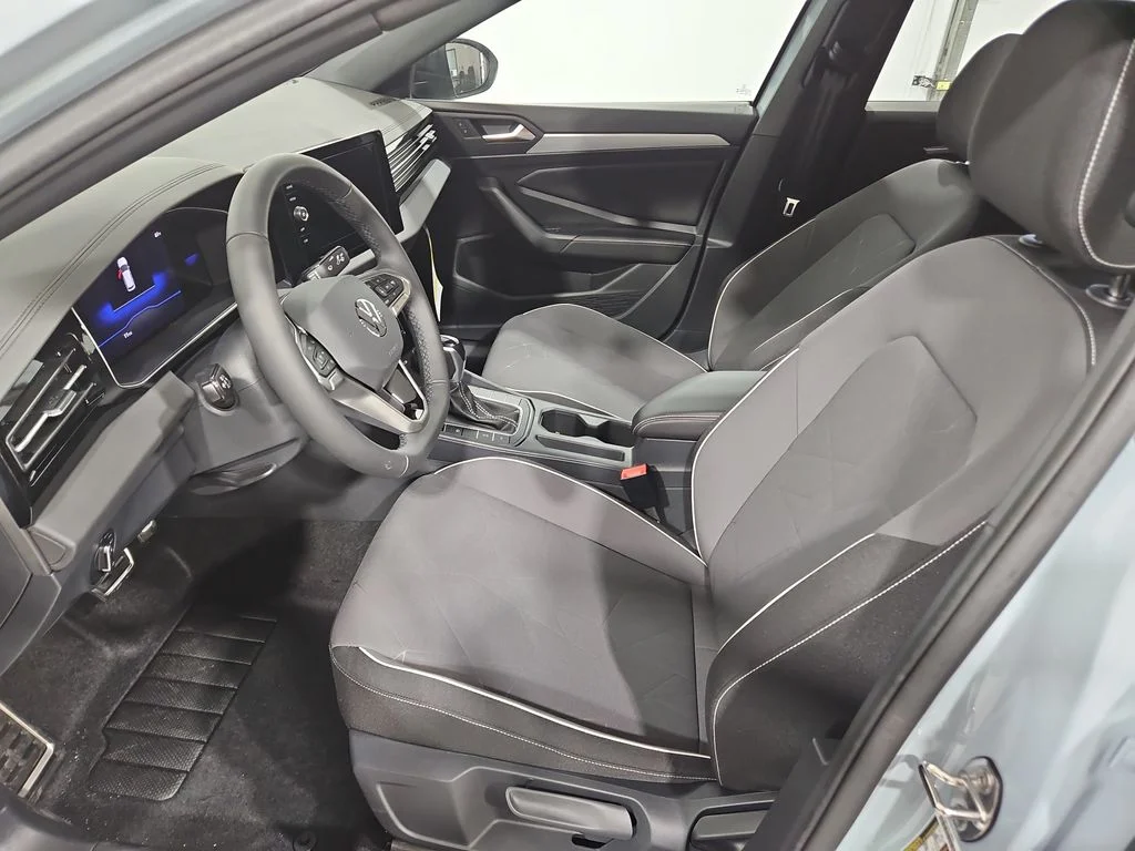 2026 Volkswagen Jetta Sport - Photo 9