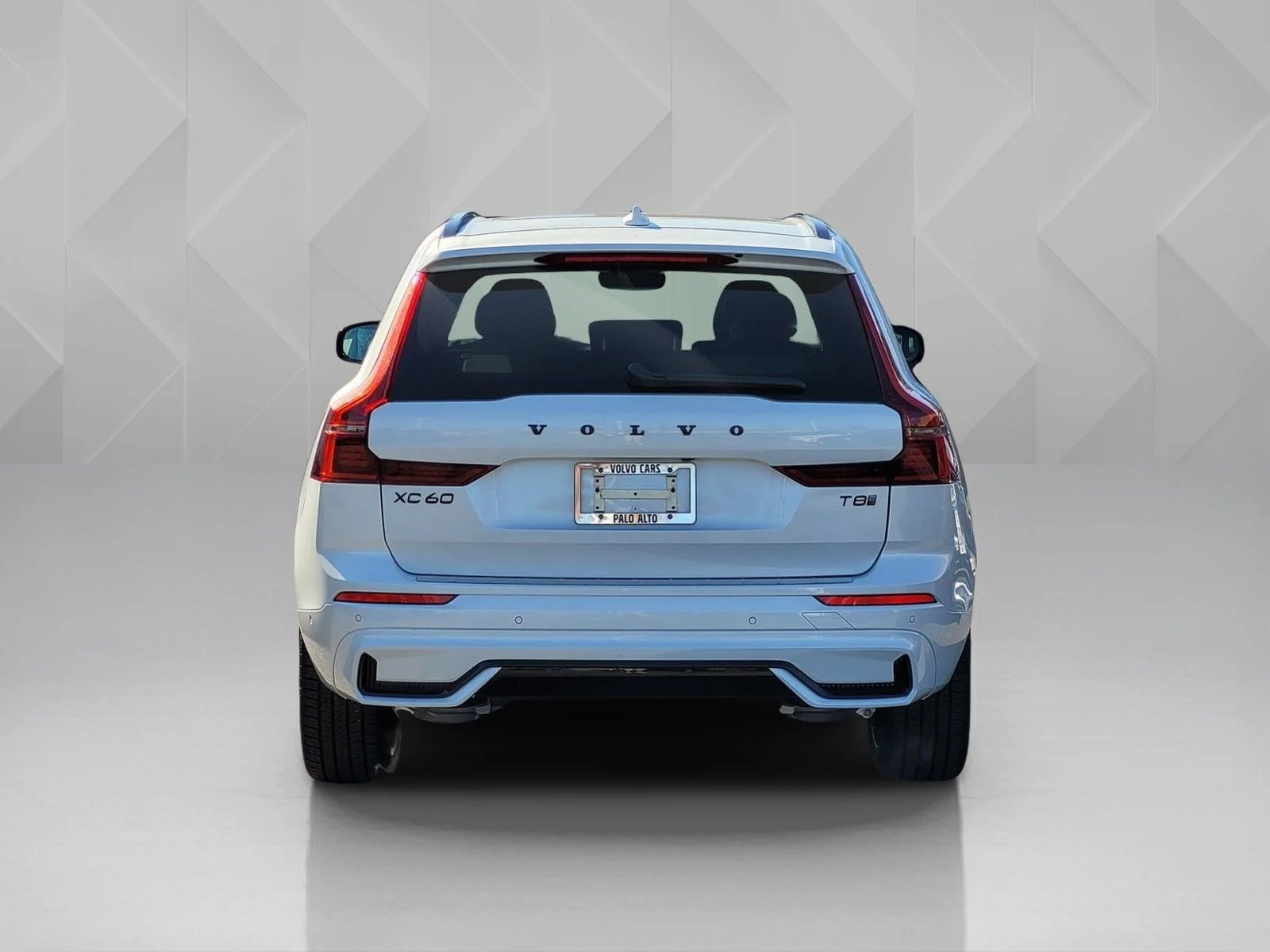New 2026 White Volvo T8 Ultra Black Edition image 5