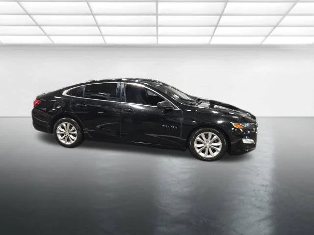 Used 2019 Black Chevrolet LT image 3