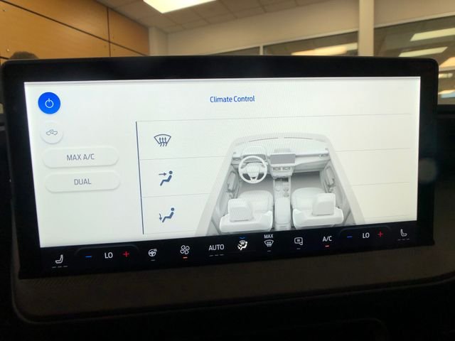 New 2026 Space White Metallic Ford Tremor® image 18