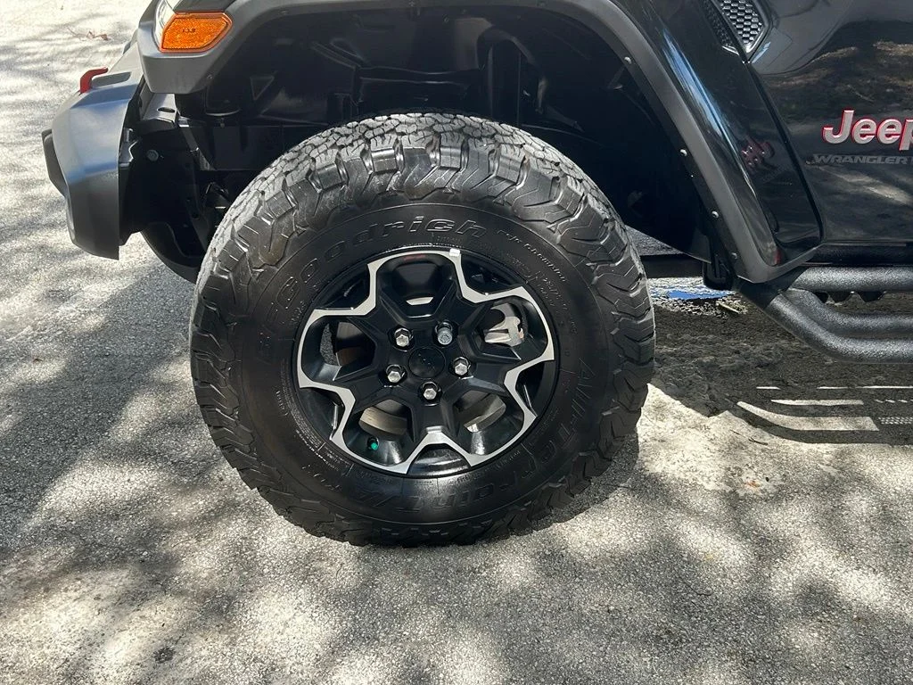 Used 2023 Black Jeep Rubicon image 29