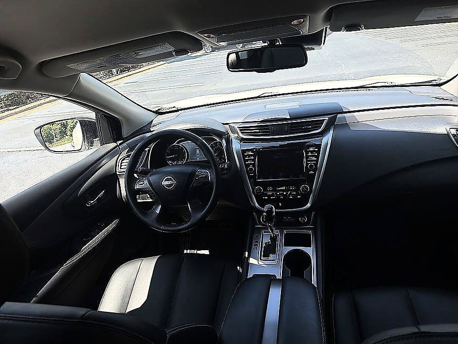 Certified Used 2023 Pearl White Tricoat Nissan SV image 18