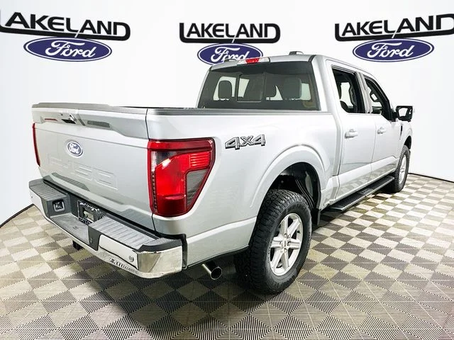 New 2026 Silver Ford XLT image 4