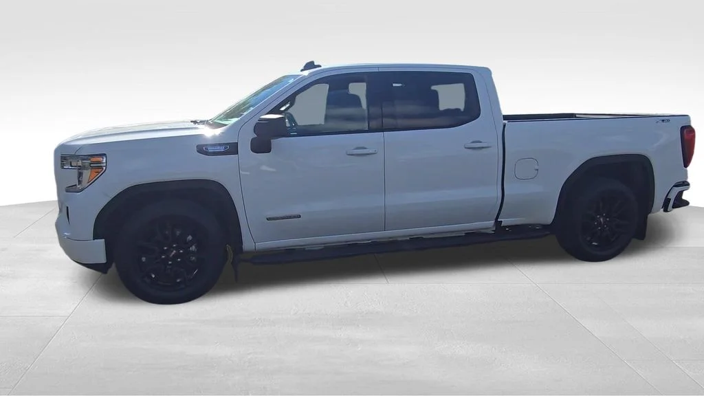 Used 2021 White GMC Elevation image 4