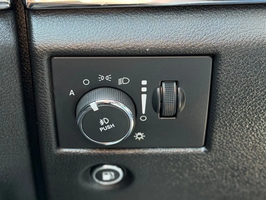 Used 2017 Red Jeep Limited image 22