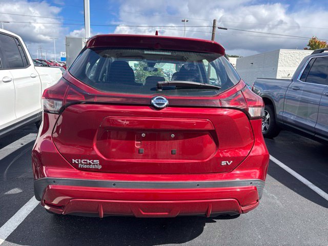Used 2021 Red Nissan SV image 6