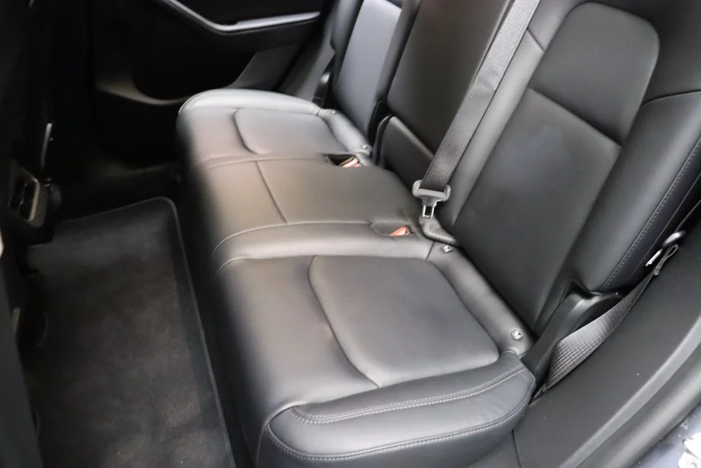 Used 2020 Solid Black Tesla Long Range image 40