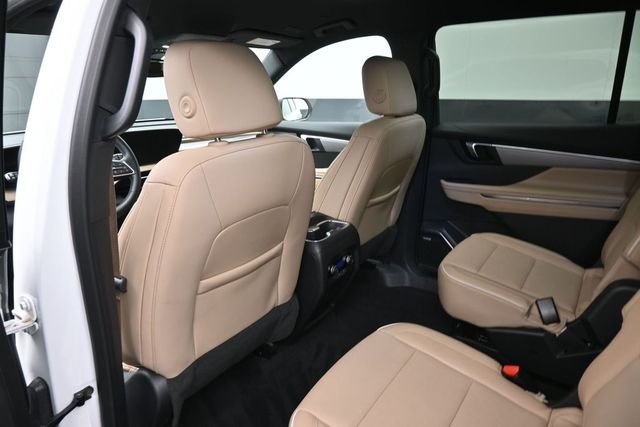 Used 2025 White Buick Preferred image 2