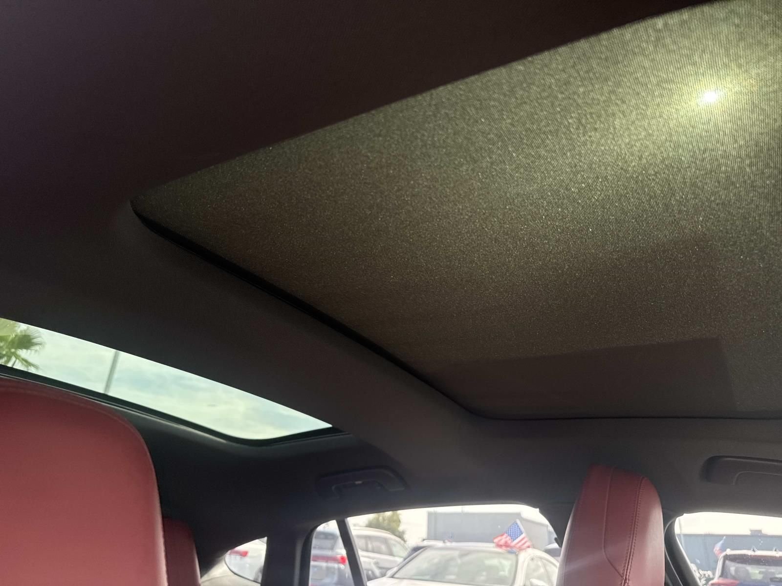 Used 2018  Porsche 4S image 10