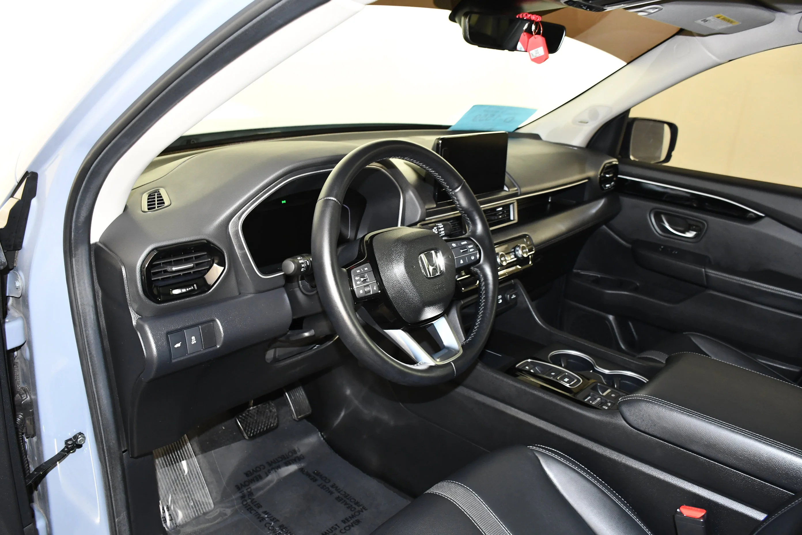 Used 2025 Gray Pearl Honda Touring image 37