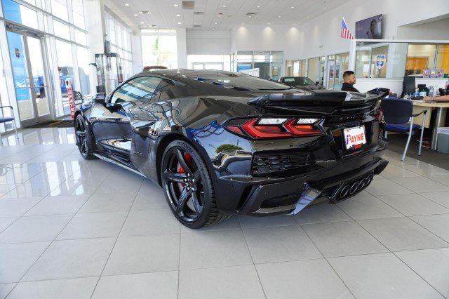 2025 Chevrolet Corvette 3LZ - Photo 10