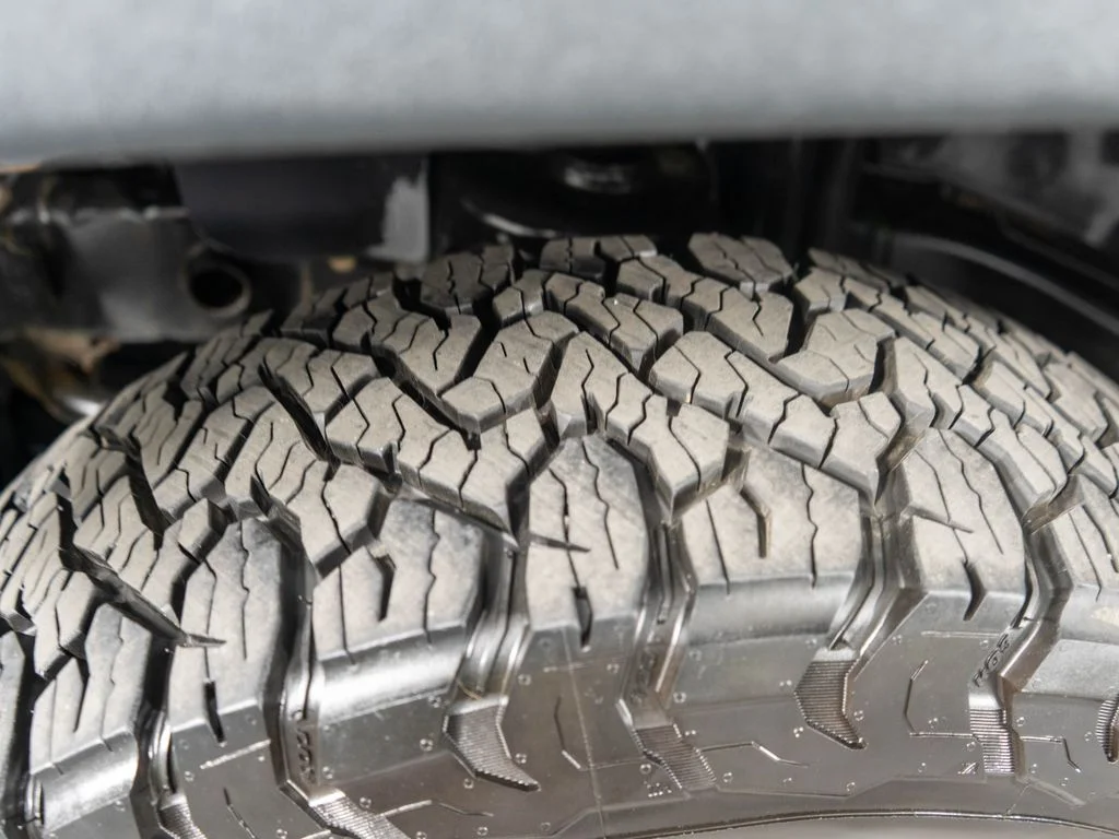 Used 2017 Silver Jeep Unlimited Sport image 24
