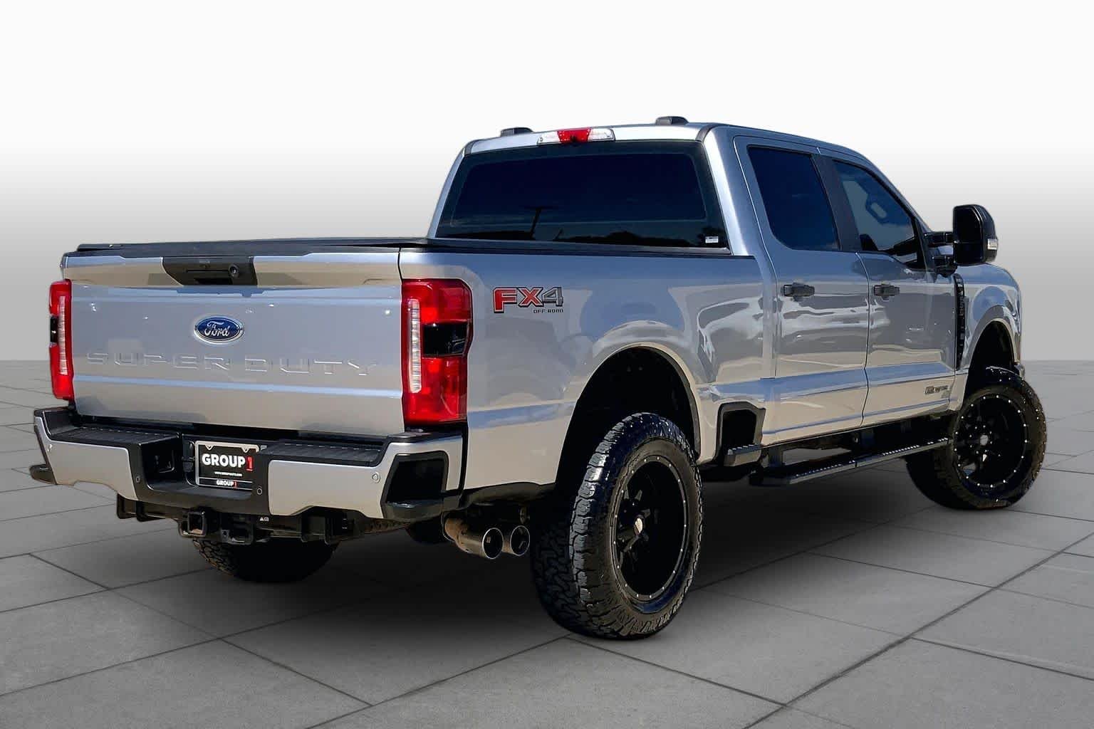 Used 2024 Iconic Silver Metallic Ford XL image 13